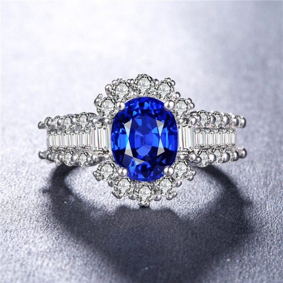 Elegant 925 Silver Ring Oval Cut Blue Sapphire New - Picture 3 of 5